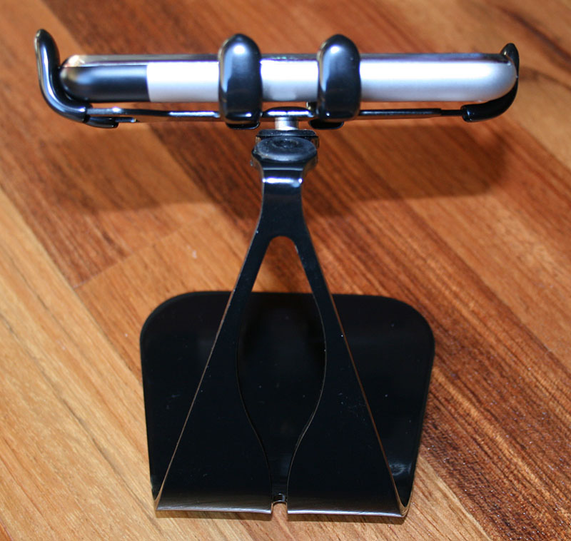 Illustration for article titled Lightning Round: Ped 3 iPhone Stand (Verdict: Excellent, but Pricey)